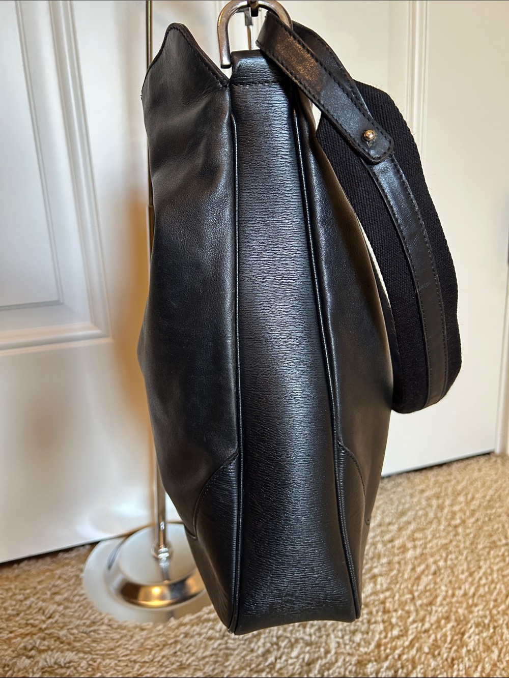 Gucci Black Leather and Bamboo Shoulder - Picture 4 of 14